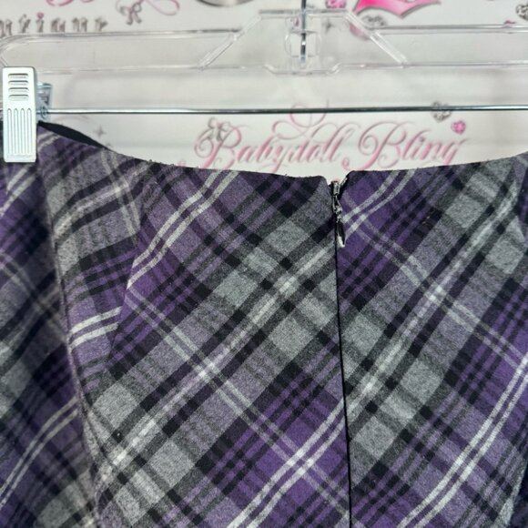 Laura skirt pencil plaid stripes Elegant Plaid Pencil Skirt in Purple and Gray - Picture 7 of 11